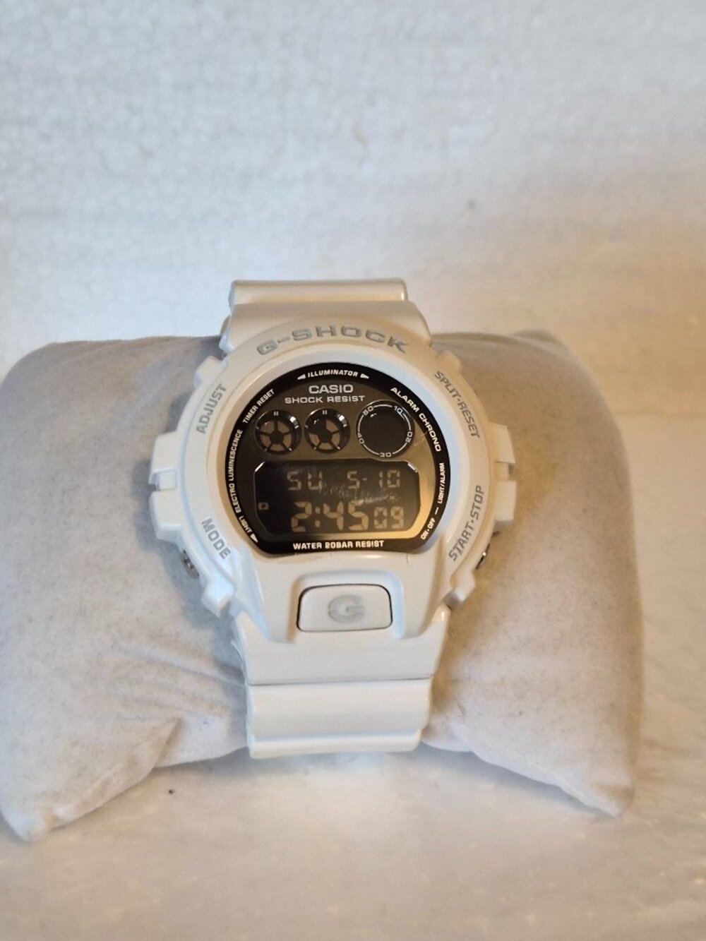 Casio G Shock Gloss White